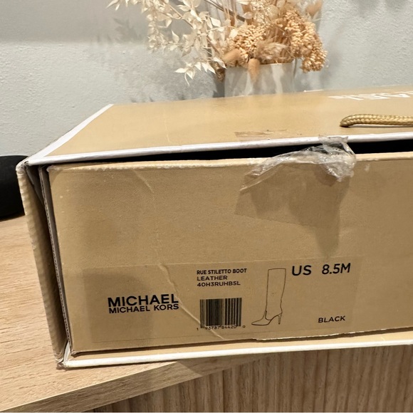 Michael Kors | Rue Leather Knee Boot - Picture 5 of 15